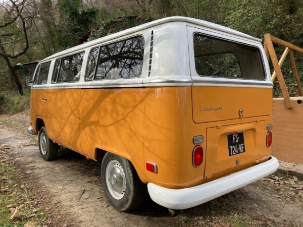 Combi van vintage 1971